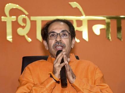 15 Shiv Sena MPs were present and 3 MPs were absent in the shivsena meeting, | शिवसेनेच्या बैठकीत १८ पैकी ३ खासदार गैहजर; चर्चांना उधाण, कोणी मारली दांडी?, पाहा