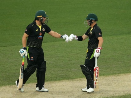 AUS VS PAK : Australia comfortable 10-wicket victory over Pakistan secures a 2-0 series win  | AUS VS PAK : ऑस्ट्रेलियानं तिसऱ्या सामन्यात पाकिस्तानला धुळ चारली; मालिका खिशात टाकली