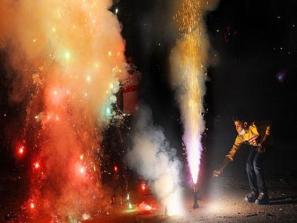 Firecrackers banned in 'these' states on Diwali, find out what the rules are in which state | दिवाळीत 'या' राज्यांमध्ये फटाक्यांवर बंदी, जाणून घ्या कोणत्या राज्यात काय आहेत नियम