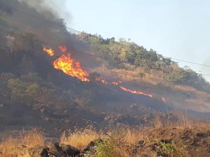 Fire service on Kharghar Hill | खारघर हिलवर आगीचे सत्र सुरूच