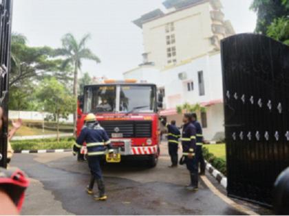 Fire at the residence of the Municipal Commissioner, briefly avoided a major accident | पालिका आयुक्तांच्या निवासस्थानात आग, थोडक्यात टळली मोठी दुर्घटना