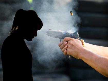 Beed Crime: Woman shot by step-brother, husband also involved, saying 'go your home' | Beed: माहेरी निघून जा म्हणत, महिलेवर सवतीच्या भावाने झाडली गोळी, पतीचाही सहभाग Beed Crime: Woman shot by step-brother, husband also involved, saying 'go your home' | Beed: माहेरी निघून जा म्हणत, महिलेवर सवतीच्या भावाने झाडली गोळी, पतीचाही सहभाग