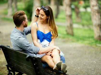 What women want on a first date a study finds the answer | मुलींना पहिल्या डेटला मुलांकडून काय अपेक्षा असते? रिसर्चमधून खुलासा