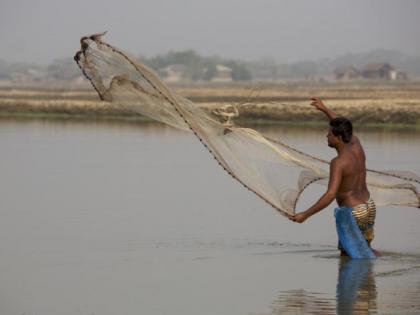 Fishing closed on Nagpur Zilla Parishad lakes | नागपूर जिल्हा परिषदेच्या तलावांवर मासेमारी बंद