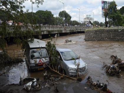 The 'flood ' in canal of pune city : karha river flood in the Purandar and baramati | पुणे शहराला ओढ्यांची ‘मिठी’ : पुरंदर, बारामतीमध्ये कऱ्हा कोपली