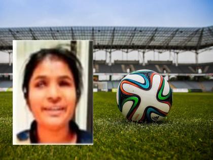 Divyang Komal, who led India for football, was parented by ZP school teacher! | सॅल्यूट! फुटबॉलसाठी भारताचे नेतृत्व करणाऱ्या दिव्यांग कोमलचे पालकत्व जि.प. शाळेच्या शिक्षकाकडे!