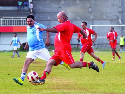  In today's battle in Pata-Practice, the Mayor Cup football tournament | पाटाकडील-प्रॅक्टिसमध्ये आज लढत : महापौर चषक फुटबॉल स्पर्धा