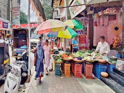 Pune is unsafe for pedestrians 120 deaths in a year more than half encroached on footpaths | पादचाऱ्यांसाठी पुणे असुरक्षितच! वर्षभरात १२० जणांचा मृत्यू, निम्याहून अधिक फुटपाथवर अतिक्रमण