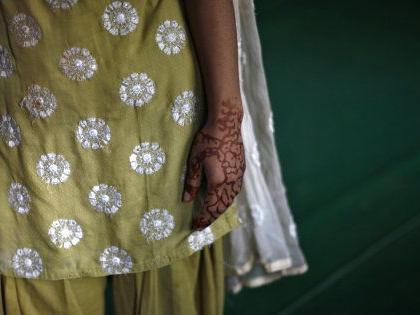 Child marriage of a girl from Nagpur: Rs 30 thousand rupees were sold by neighbors in Rajasthan | नागपुरातील मुलीचा बालविवाह : ३० हजार रुपयात शेजाऱ्यांनी राजस्थानात विकले