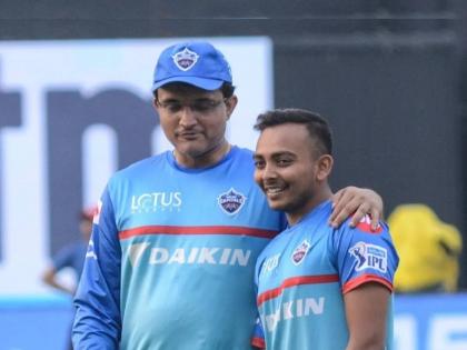 Former BCCI president Sourav Ganguly has said that Prithvi Shaw is fully ready to play for the Indian team  | "पृथ्वी शॉ भारतीय संघाकडून खेळण्यासाठी पूर्णपणे तयार आहे", सौरव गांगुलींचं मोठं विधान