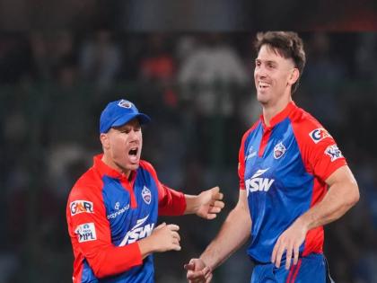  Former India player Harbhajan Singh has demanded that Axar Patel should replace David Warner and make Delhi Capitals captain in IPL 2023   | "वॉर्नरनं ५० चेंडू खेळल्यास DCचे ५० धावांचे नुकसान, आता कॅप्टन बदला", भज्जीची बोचरी टीका