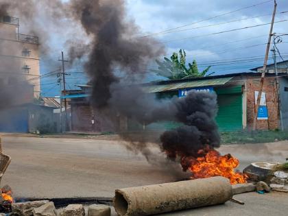 Fresh violence in Manipur, 2 killed in gunfight, drone attack | Manipur Violence : मणिपूर पुन्हा हिंसाचार, संशयित कुकी अतिरेक्यांचा हल्ला, दोघांचा मृत्यू, अनेक जण जखमी