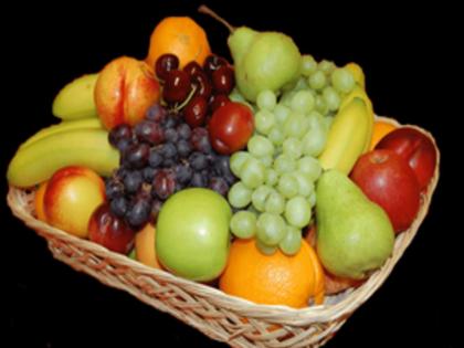 Fruit prices increased for worship due to the month of the Margshirsh | मार्गशीर्ष महिन्यामुळे पूजेसाठी फळांचे भाव वधारले