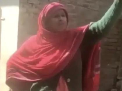 woman calling for corona vaccination in funny way goes viral on social media | ए लिल्लू...ए बिल्लू...चलो टिका लगाओ! हरयाणवी भाषेतील हा Video नेटकऱ्यांची मनं जिकंतोय