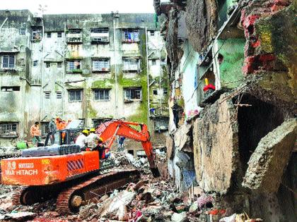 20 children killed in Bhiwandi building collapse incident | भिवंडी दुर्घटनेत २० लहानग्यांचा मृत्यू