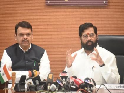 Appoint a separate officer to plug potholes - CM Eknath Shinde | खड्डे बुजविण्यासाठी स्वतंत्र अधिकारी नियुक्त करा - एकनाथ शिंदे