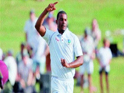  Gabriel bowled to the West Indies | गॅब्रियलच्या गोलंदाजीमुळे विंडीज संघाला दिलासा