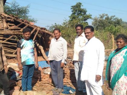 elephants destroy house and farms in gadchiroli | हत्तींचा डोंगरी ‘टोला’; लाेकांनी धूम ठाेकून जीव वाचविला!