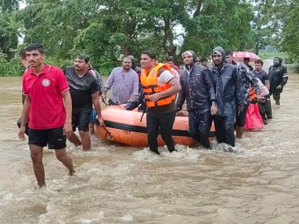 Gadchiroli: Sattvapariksha, state disaster management teams rushed to help due to flood for police recruitment exam | Gadchiroli: पोलिस भरतीच्या परीक्षेला निघालेल्यांची पुरामुळे सत्वपरीक्षा, राज्य आपत्ती व्यवस्थापन पथके धावली मदतीला