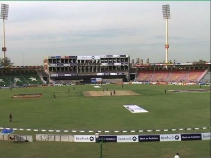 The return to international cricket will be held in Pakistan, Sri Lanka, the West Indies will tour the team |  पाकिस्तानमध्ये होणार आंतरराष्ट्रीय क्रिकेटचे पुनरागमन,  श्रीलंका, वेस्ट इंडिजचे संघ येणार दौऱ्यावर 