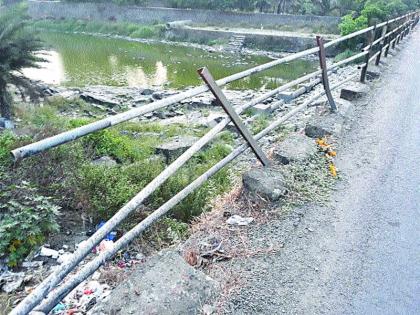 Due to the repair of the dam, the Public Works Department is dangerous to the river | गाढी नदीवरील पूल धोकादायक,  सार्वजनिक बांधकाम विभागाचे दुरुस्तीकडे दुर्लक्ष