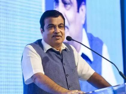 focus on the production of green fuels; Union Minister Nitin Gadkari's appeal | हरित इंधनाच्या निर्मितीवर लक्ष द्या; केंद्रीय मंत्री नितीन गडकरी यांचे आवाहन