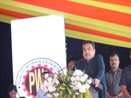 A book can be written on the blocked Mumbai Goa highway says Union Minister Nitin Gadkari | रखडलेल्या मुंबई-गोवा महामार्गावर पुस्तक लिहीले जाऊ शकते, केंद्रीय मंत्री नितीन गडकरी यांचं वक्तव्य