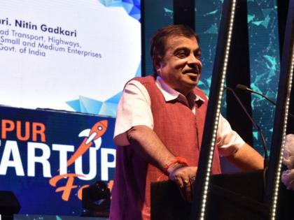 Vidarbha's poverty will be removed due to innovation: Nitin Gadkari | इनोव्हेशनमुळे दूर होईल विदर्भाची गरीबी : नितीन गडकरी