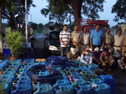 Gaigaon Patrol Depot Petrol Thieves gang exposed; Railway Wagon | गायगाव पेट्रोल डेपोसाठी आलेल्या रेल्वे वॅगनमधून पेट्रोल चोरणाऱ्या टोळीचा पर्दाफाश