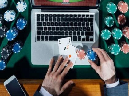 Online use in gambling, cyber police raid on adda and seize 49 lakh items | जुगारातही ऑनलाइनची चलती, सायबर पोलिसांच्या छाप्यात ४९ लाखांचा मुद्देमाल जप्त