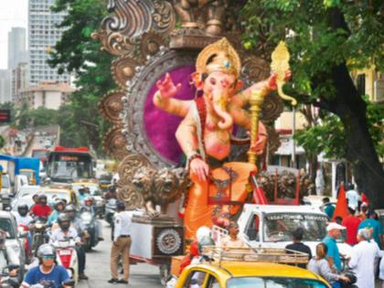 Bappa's arrival procession now hampered by traffic jam | बाप्पाच्या आगमन मिरवणुकीला आता वाहतूककोंडीचे विघ्न! Bappa's arrival procession now hampered by traffic jam | बाप्पाच्या आगमन मिरवणुकीला आता वाहतूककोंडीचे विघ्न!