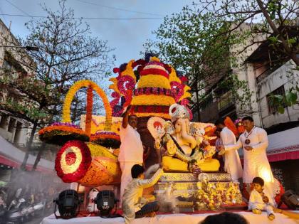 Ganesha mandals in Pune should keep Visarjan Ratha 16 feet high Appeal to the police | पुण्यातील गणेश मंडळांनी विसर्जन रथाची उंची १६ फूट ठेवावी; पोलिसांचे आवाहन