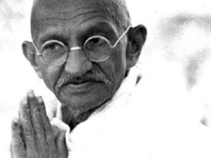 How will be ok if Gandhiji remain only in history? | गांधीजींना इतिहासात ढकलून कसं चालेल?