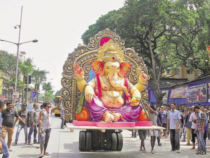 Mumbai ready to welcome Bappa | बाप्पाच्या स्वागतासाठी मुंबईकर झाले सज्ज