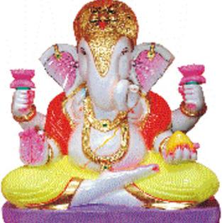 The arrival of Bappa in the drum | ढोल-ताशांच्या गजरात बाप्पांचे आगमन The arrival of Bappa in the drum | ढोल-ताशांच्या गजरात बाप्पांचे आगमन