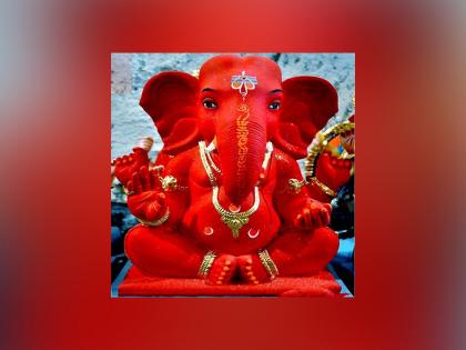 Ganesh likes vermilion know why Ganpati likes sindur and rules to apply sindur on ganesha | जाणून घ्या बाप्पाला का प्रिय आहे सिंदूर? तसेच काय आहे बाप्पाला सिंदुर अर्पण करण्याची पद्धत?