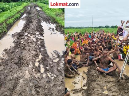 then we will name the muddy road as cm devendra fadnavis marg gangakhed villagers protest by sitting in the mud | ...तर चिखलमय रस्त्याला मुख्यमंत्री देवेंद्र फडणवीस मार्ग नाव देऊ; ग्रामस्थांचे चिखलात बसून आंदोलन