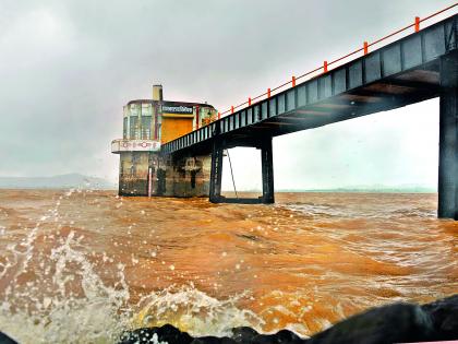 no Rainfall: Gangapur dam reservoir 76%; Off the descharge | पावसाची दडी : गंगापूर धरणाचा जलसाठा ७६टक्के; विसर्ग बंद