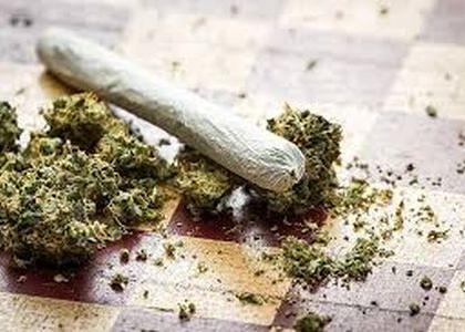 Two more arrested for smuggling cannabis from Orissa to Maharashtra | ओरिसामधून महाराष्ट्रात गांजाची तस्कारी करणाऱ्या आणखी दोघे जेरबंद