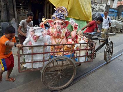 Corona's fear of Bappa's devotion diminished | बाप्पांच्या भक्तीपुढे कोरोनाची धास्ती झाली कमी