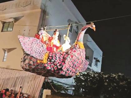 Lord Shri Ram will descend from Pushpak Vimana; What scenes will you see during this year's Ganeshotsav! | पुष्पक विमानातून अवतरणार प्रभू श्रीराम; यंदाच्या गणेशोत्सवात कोणते देखावे पाहाल !
