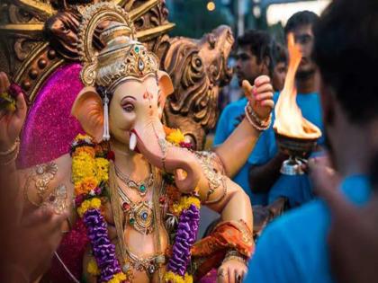 ganeshotsav do not do aarti of ganesha idol again at visarjan | गणेशोत्सव: विसर्जनस्थळी पुन्हा गणेशमूर्तीची आरती नकोच!