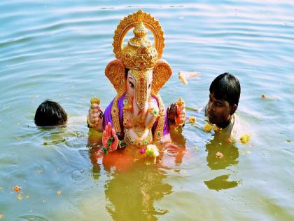 Immersion of four feet tall Ganesha idols at ten places including Kanhan, Kolar River, Koradi in nagpur | Nagpur | चार फुटांवरील मूर्तींचे कन्हान, कोलार नदी, कोराडीसह दहा ठिकाणी विसर्जन