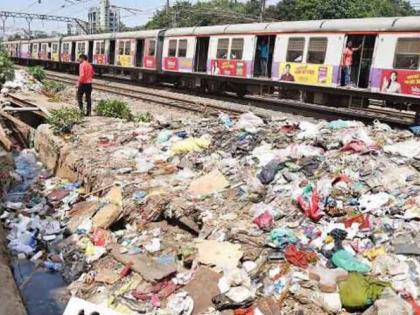 The Railways collected 58 lakhs of revenue from environmental hawks in one year | पर्यावरणाची हानी करणाऱ्यांकडून एका वर्षात रेल्वेने केली ५८ लाख वसूल