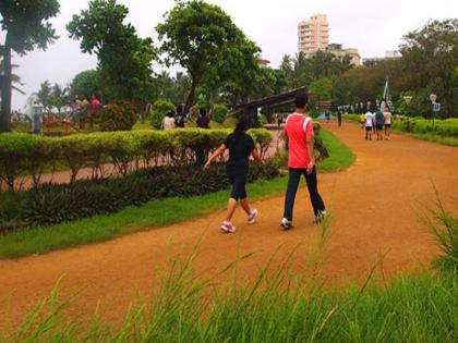 keep parks open until 10.30pm demand of nationalist youth congress in mumbai | उद्याने रात्री १०.३० वाजेपर्यंत खुली ठेवा; राष्ट्रवादी युवक कॉंग्रेसची मागणी 