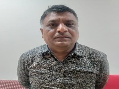 Village development officer arrested while accepting bribe of Rs 5 lakh in Gargoti in Bhudargad Taluka Kolhapur District | पाच लाखांची लाच स्वीकारताना ग्रामविकास अधिकारी जेरबंद, गारगोटीत कारवाई