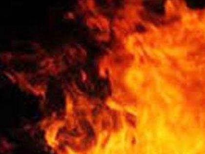 Gas geyser explosion in Satara Death of an old man | साताऱ्यात गॅस गिझरचा स्फोट; वृद्धेचा मृत्यू