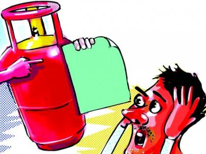 Kolhapur: Gas cylinders cost dearly by 36 rupees: Big price hike in three months | कोल्हापूर : गॅस सिलिंडर ३६ रुपयांनी महागले : तीन महिन्यांत मोठी दरवाढ