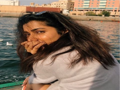 Gauri Nalawade Enjoying Vacation At Dubai See Her Glamorous Pics | दुबईमध्ये व्हॅकेशन एन्जॉय करते ही अभिनेत्री? ओळखा पाहू कोण आहे ती ?
