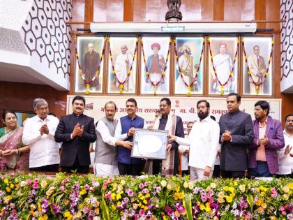 Constitution is the weapon of bloodless revolution in the country; Chief Justice Gavai felicitated by Maharashtra Legislative Assembly | संविधान हे देशातील रक्तविरहित क्रांतीचे शस्त्र; सरन्यायाधीश गवई यांचा महाराष्ट्र विधिमंडळातर्फे सत्कार Constitution is the weapon of bloodless revolution in the country; Chief Justice Gavai felicitated by Maharashtra Legislative Assembly | संविधान हे देशातील रक्तविरहित क्रांतीचे शस्त्र; सरन्यायाधीश गवई यांचा महाराष्ट्र विधिमंडळातर्फे सत्कार